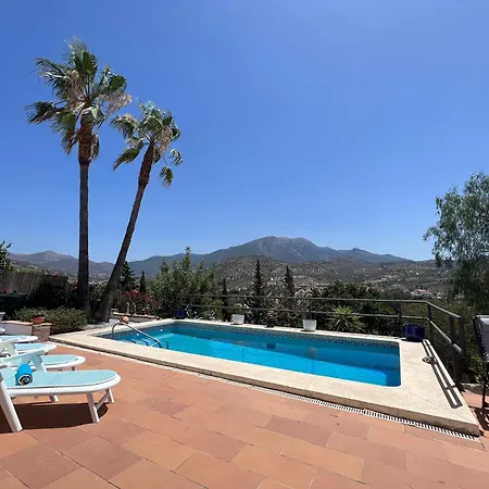Cd-1383 Three Bedroom With Pool * Vinuela