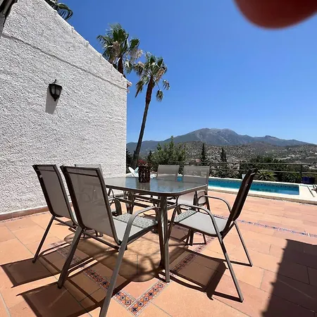 Villa Cd-1383 Three Bedroom With Pool Vinuela