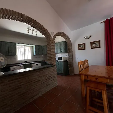 Villa Cd-1383 Three Bedroom With Pool *