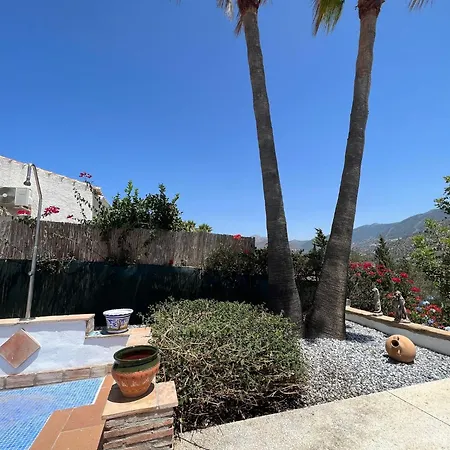 Cd-1383 Three Bedroom With Pool Villa