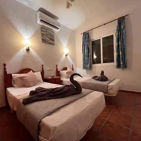 Cd-1383 Three Bedroom With Pool Villa