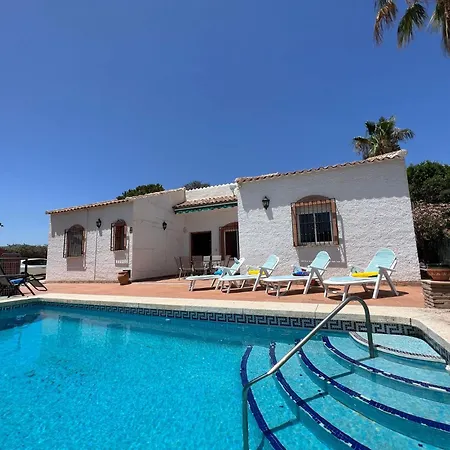 Cd-1383 Three Bedroom With Pool Villa