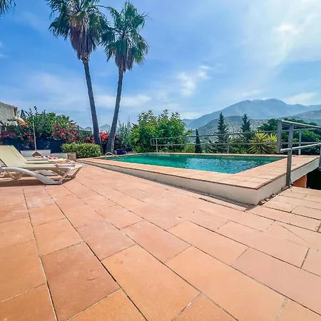 Cd-1383 Three Bedroom With Pool * Vinuela