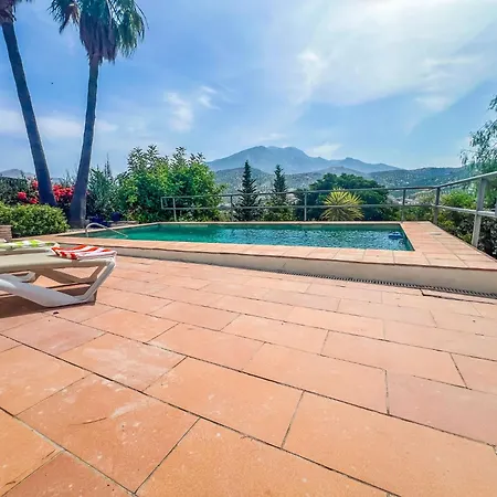 Villa Cd-1383 Three Bedroom With Pool Viñuela