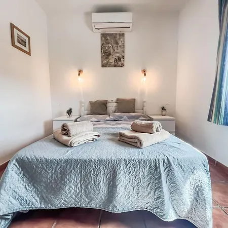 Villa Cd-1383 Three Bedroom With Pool