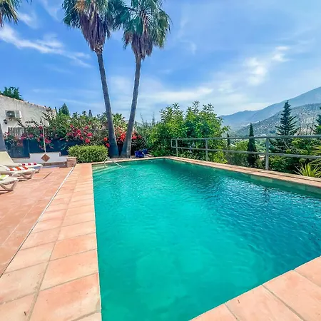 Villa Cd-1383 Three Bedroom With Pool *