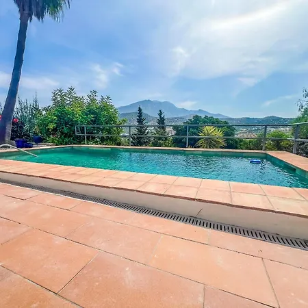 Villa Cd-1383 Three Bedroom With Pool Vinuela